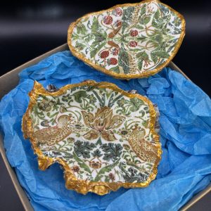 William Morris large oyster box