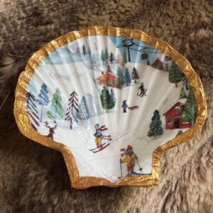 Ski scene scallop