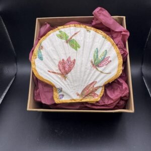 Dragonfly scallop box