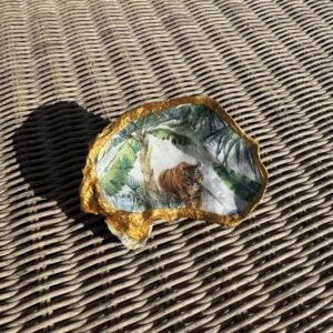 Large Tiger Print oyster shell