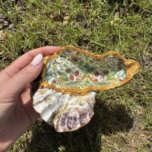 Spectacular fused oyster ornament